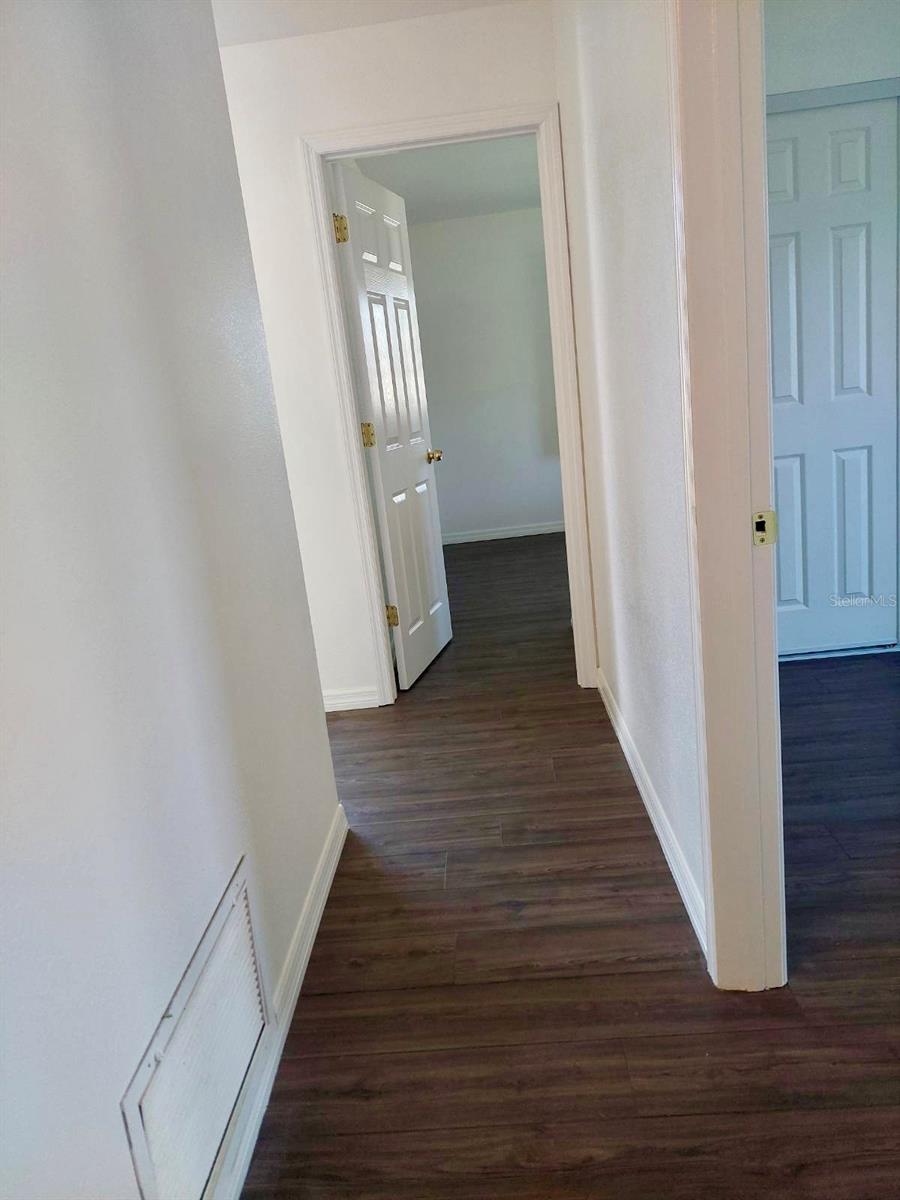 2315 Queen Palm Dr Property Photo 24