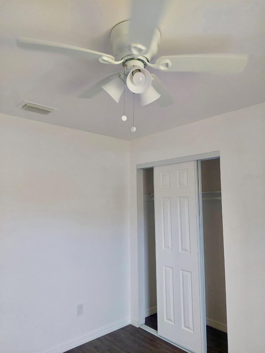 2315 Queen Palm Dr Property Photo 25