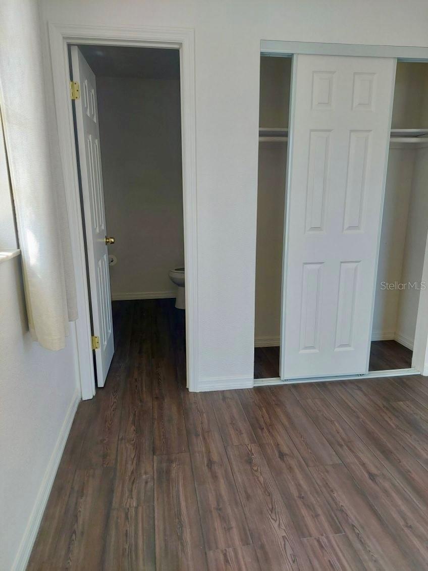 2315 Queen Palm Dr Property Photo 27