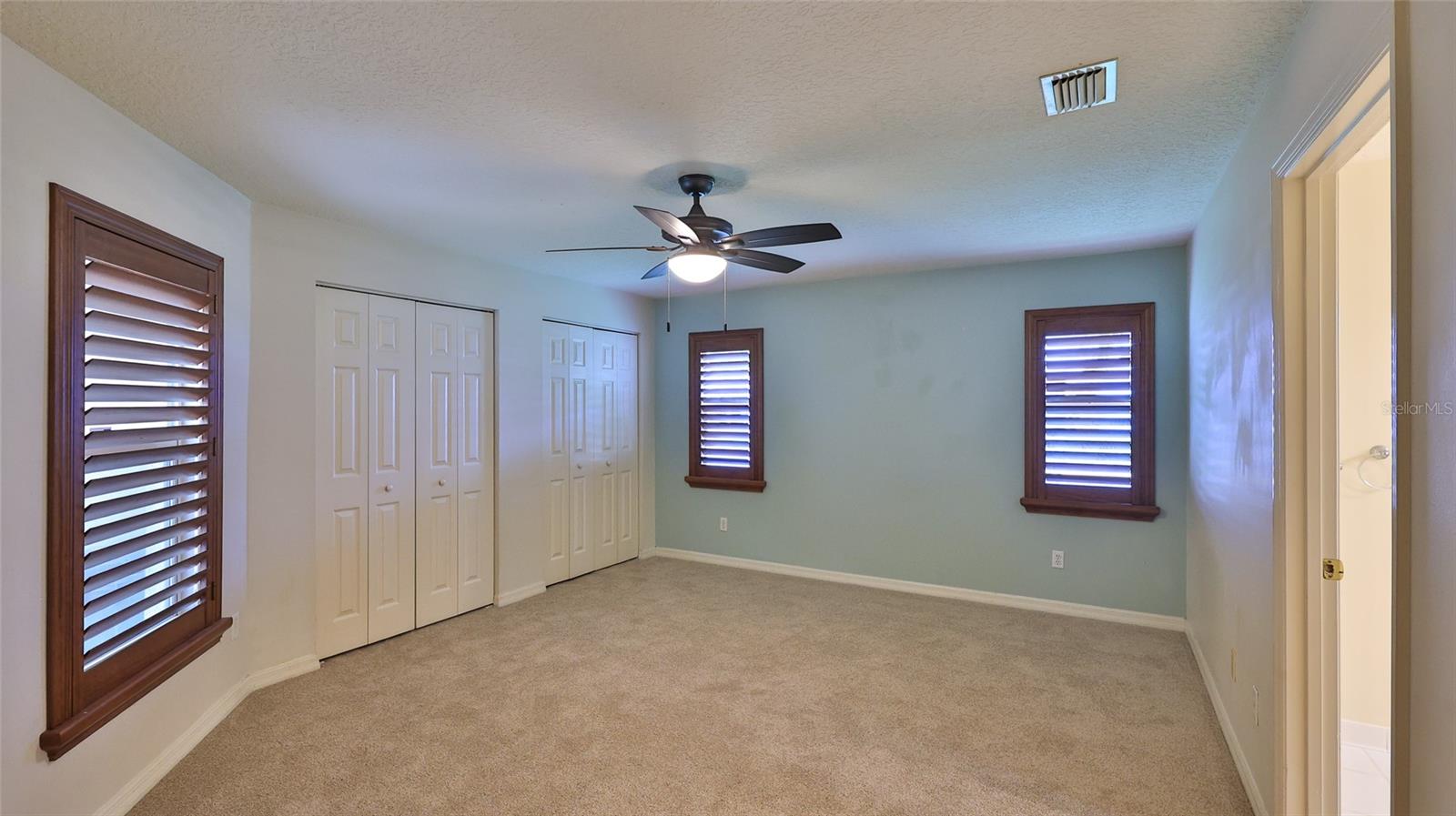 2271 Candlewood Ln Property Photo 14