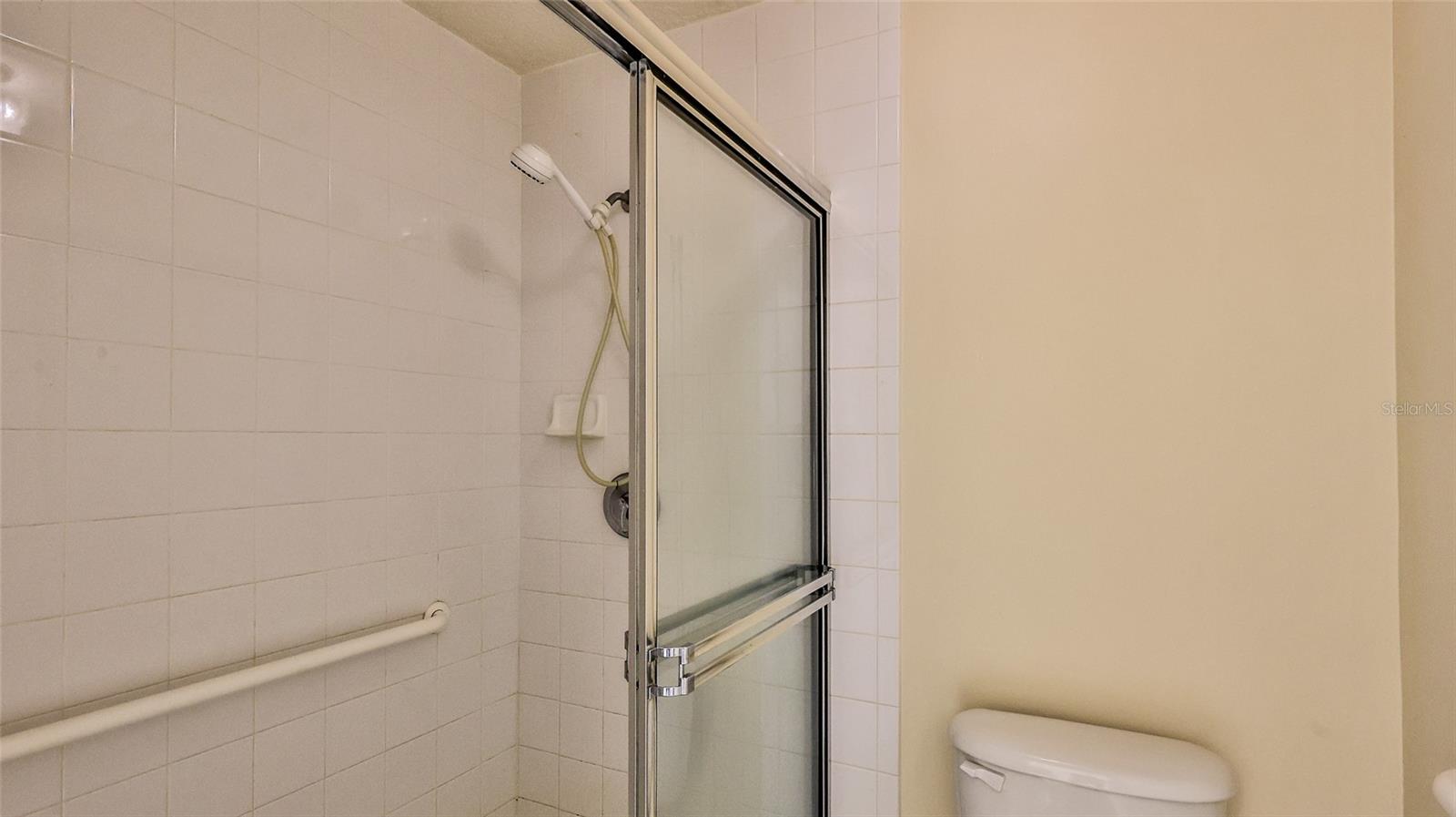 2271 Candlewood Ln Property Photo 17