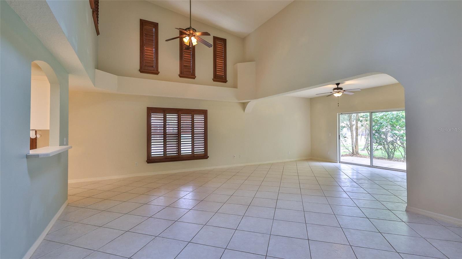 2271 Candlewood Ln Property Photo 22
