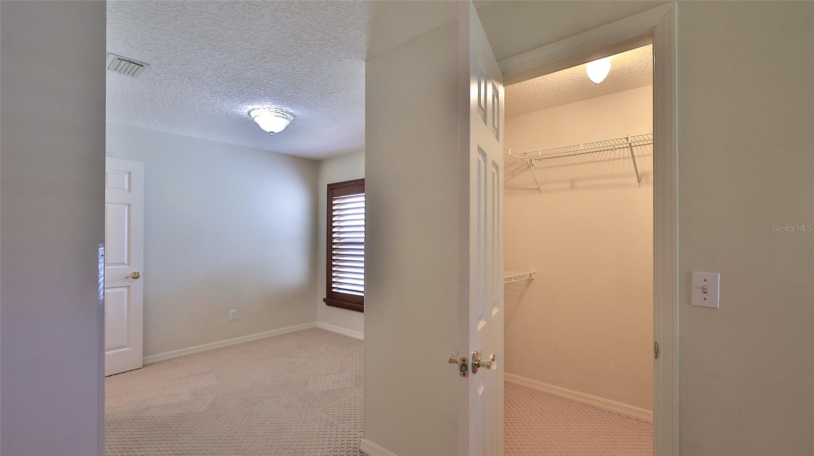 2271 Candlewood Ln Property Photo 25