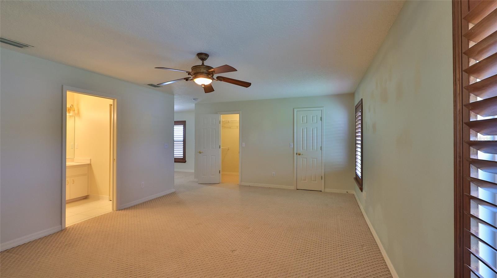 2271 Candlewood Ln Property Photo 28