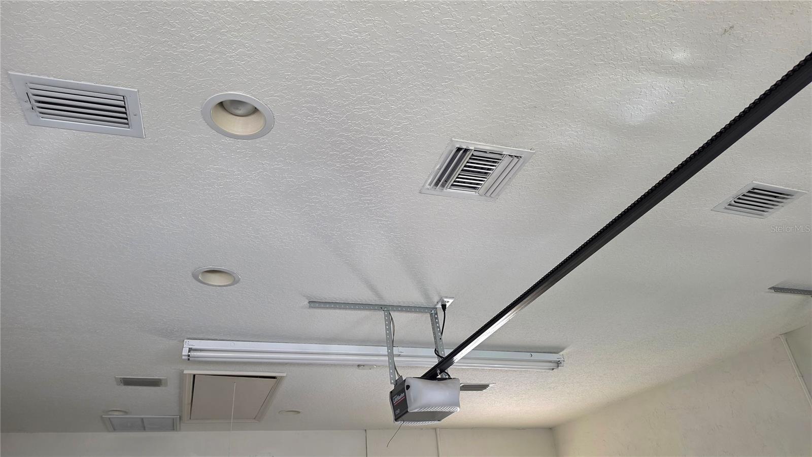 2271 Candlewood Ln Property Photo 35