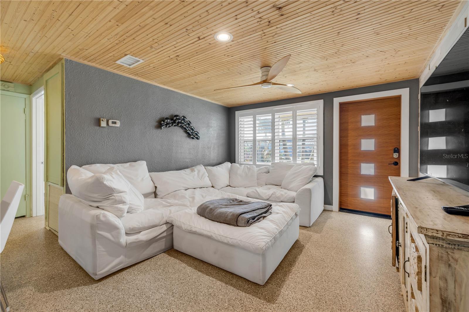 308 Normandy Ave Property Photo 17