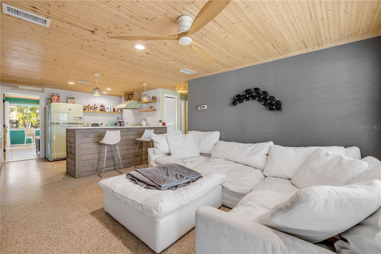 308 Normandy Ave Property Photo 19