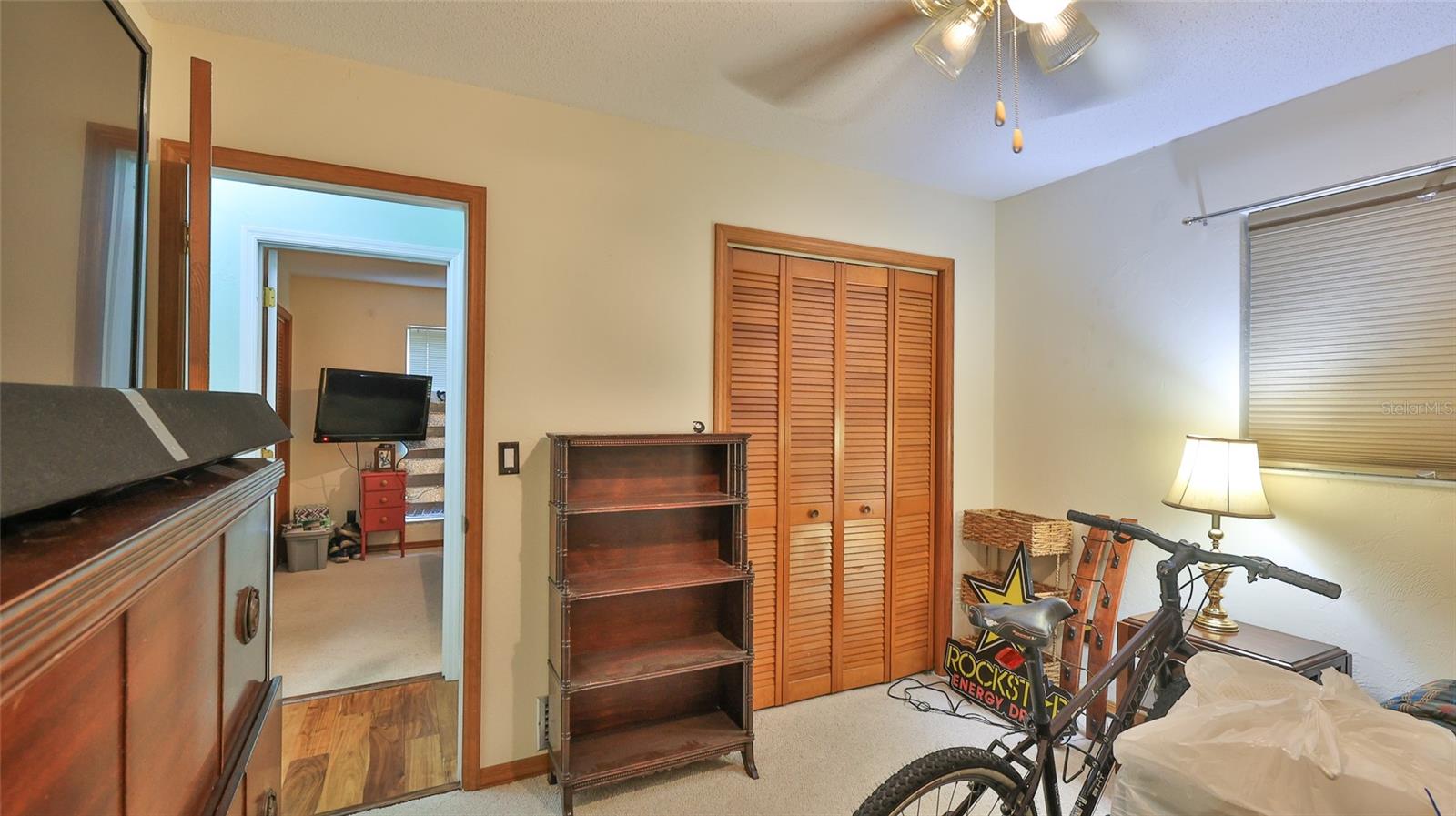 1602 S Riverside Dr Property Photo 20
