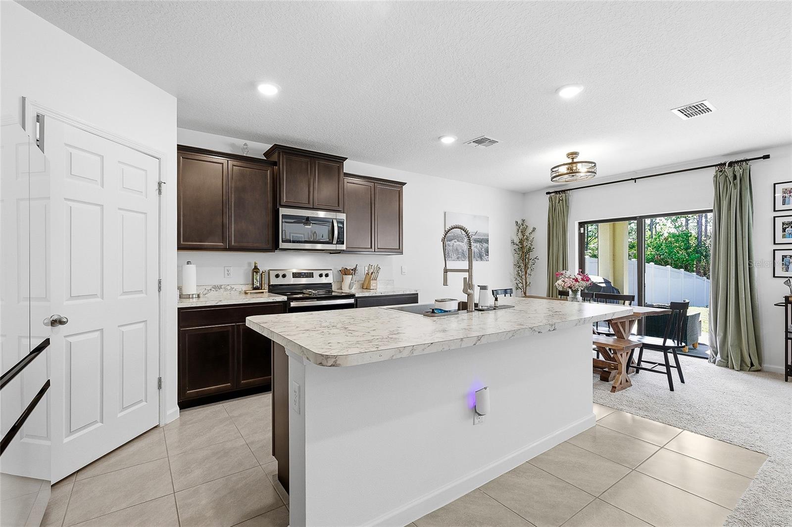 4872 Talbot Blvd Property Photo 16