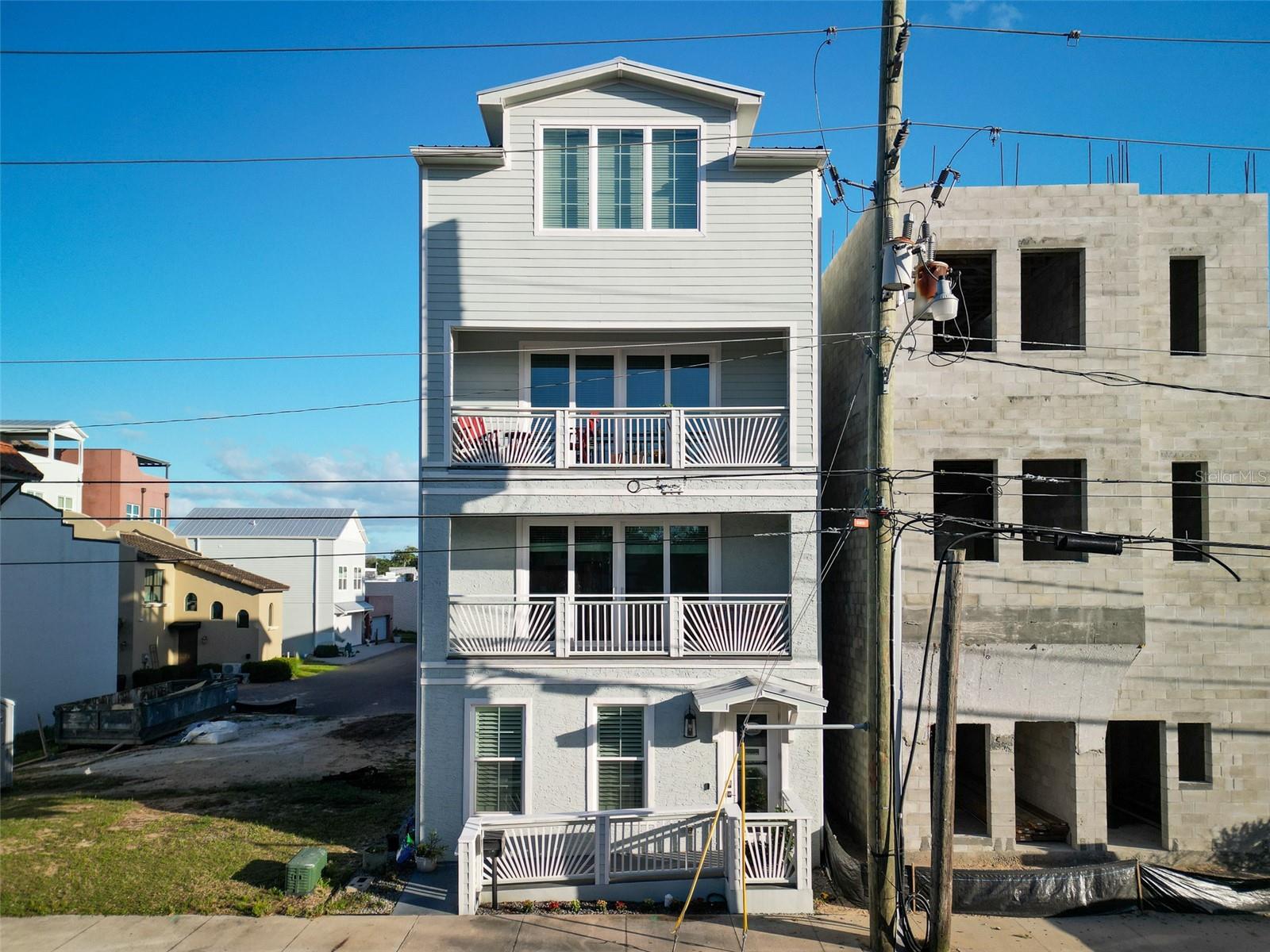 140 Julia St Property Photo