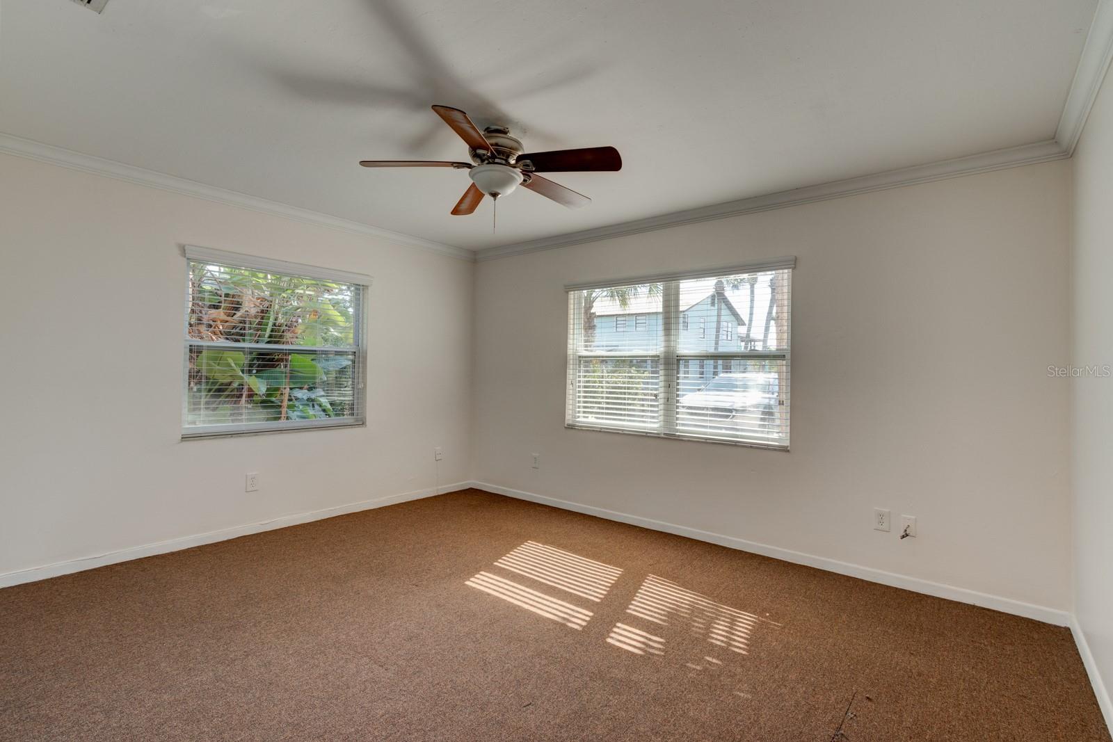 712-714 Oakwood Ave Property Photo 16