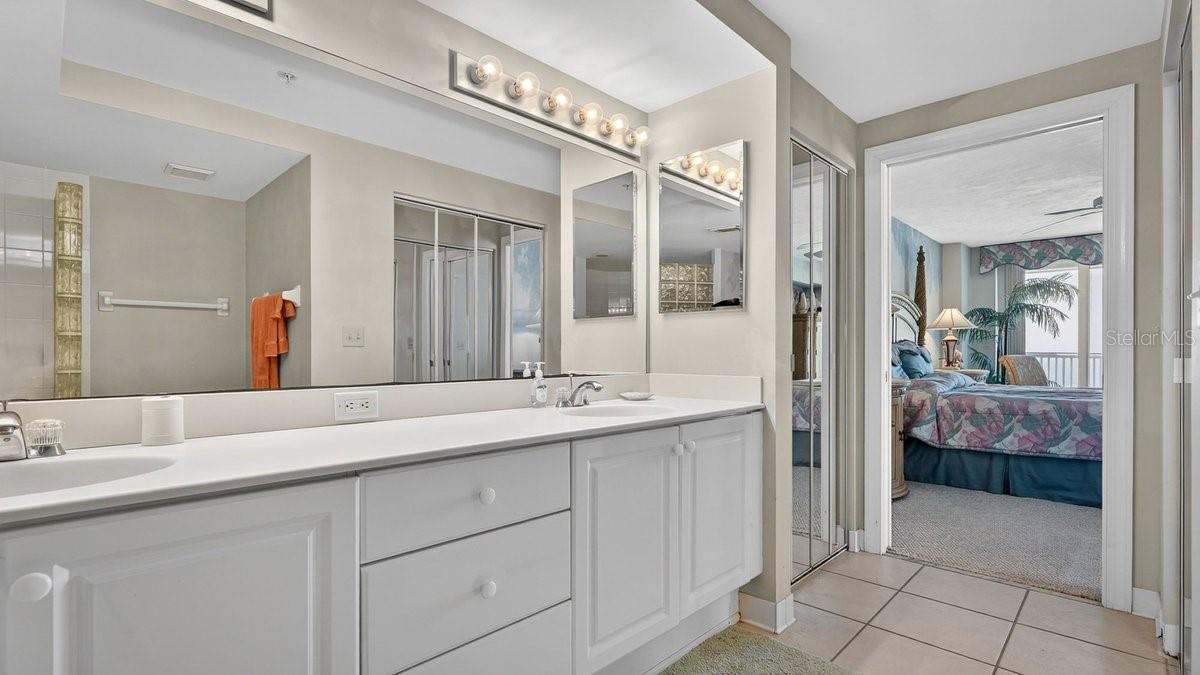 3425 S Atlantic Ave #1706 Property Photo 22