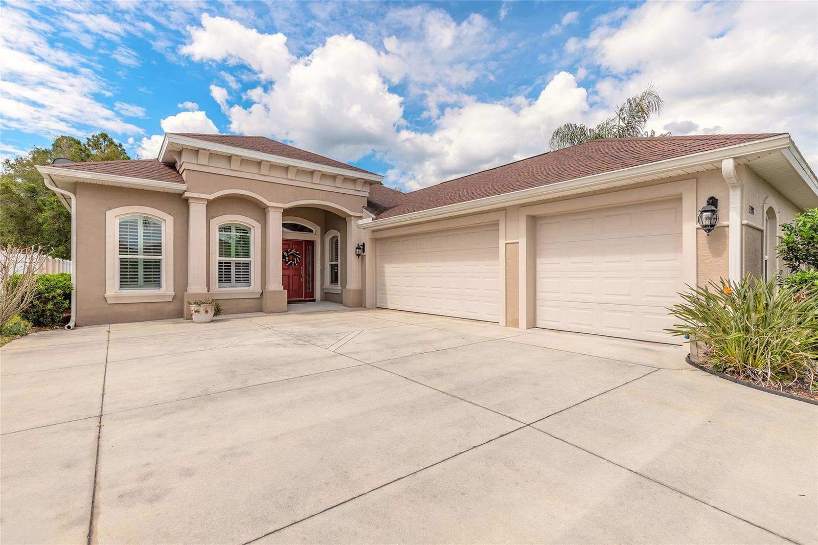 3398 LEONARDO LN