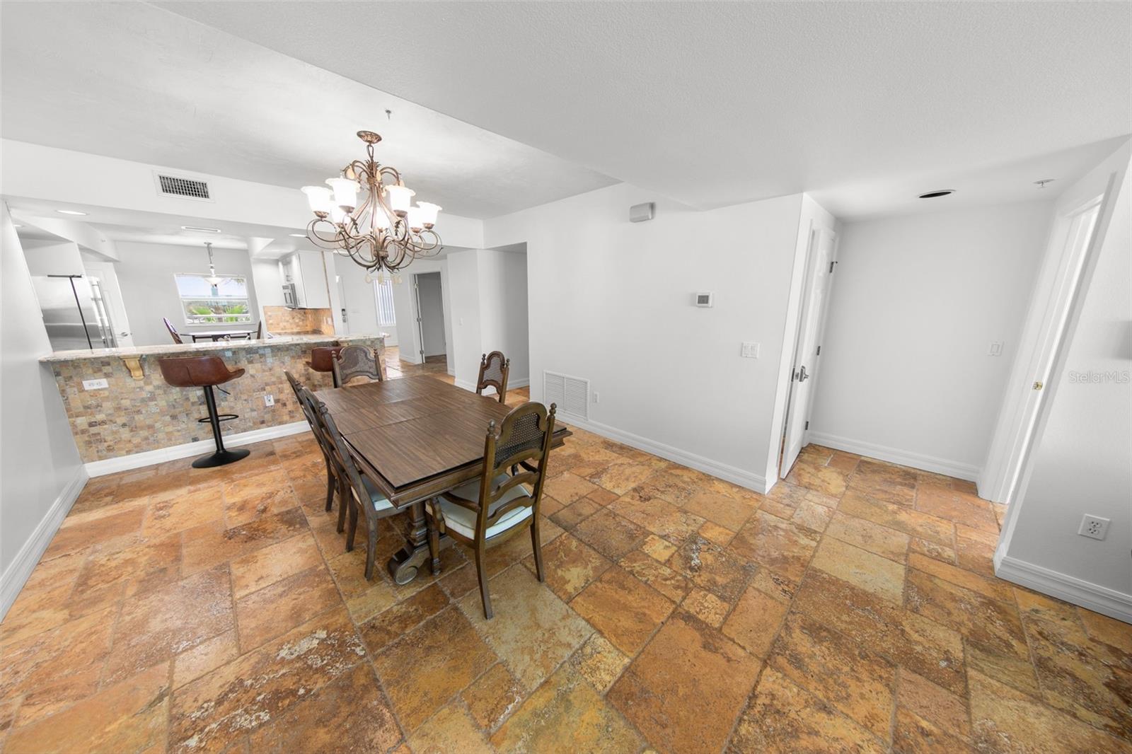 4767 S Atlantic Ave #402 Property Photo 12