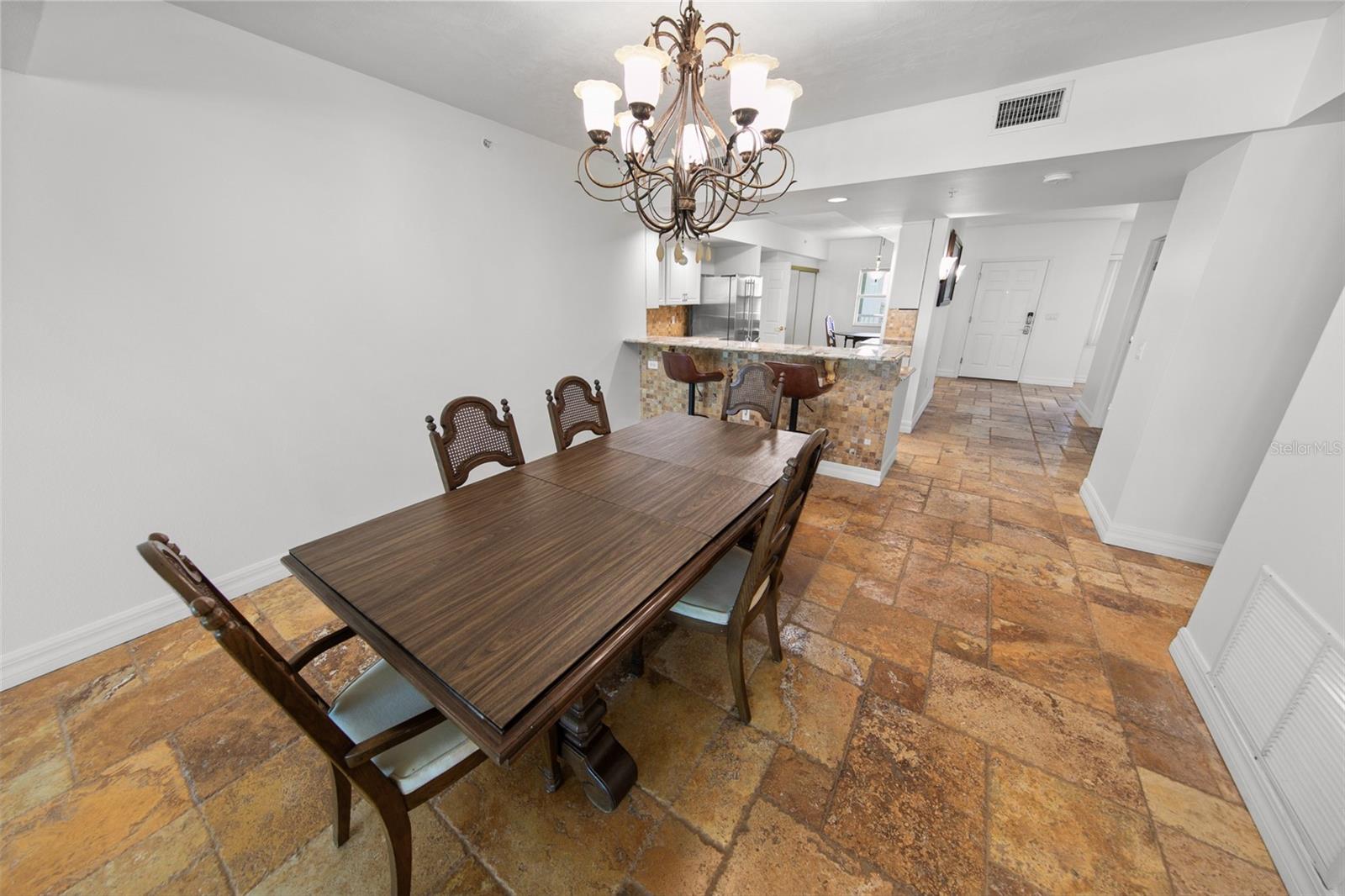 4767 S Atlantic Ave #402 Property Photo 14