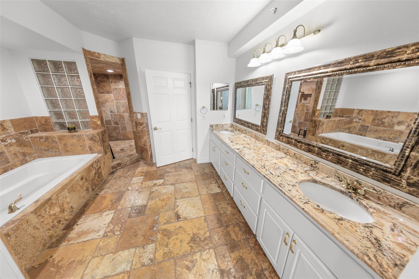 4767 S Atlantic Ave #402 Property Photo 28