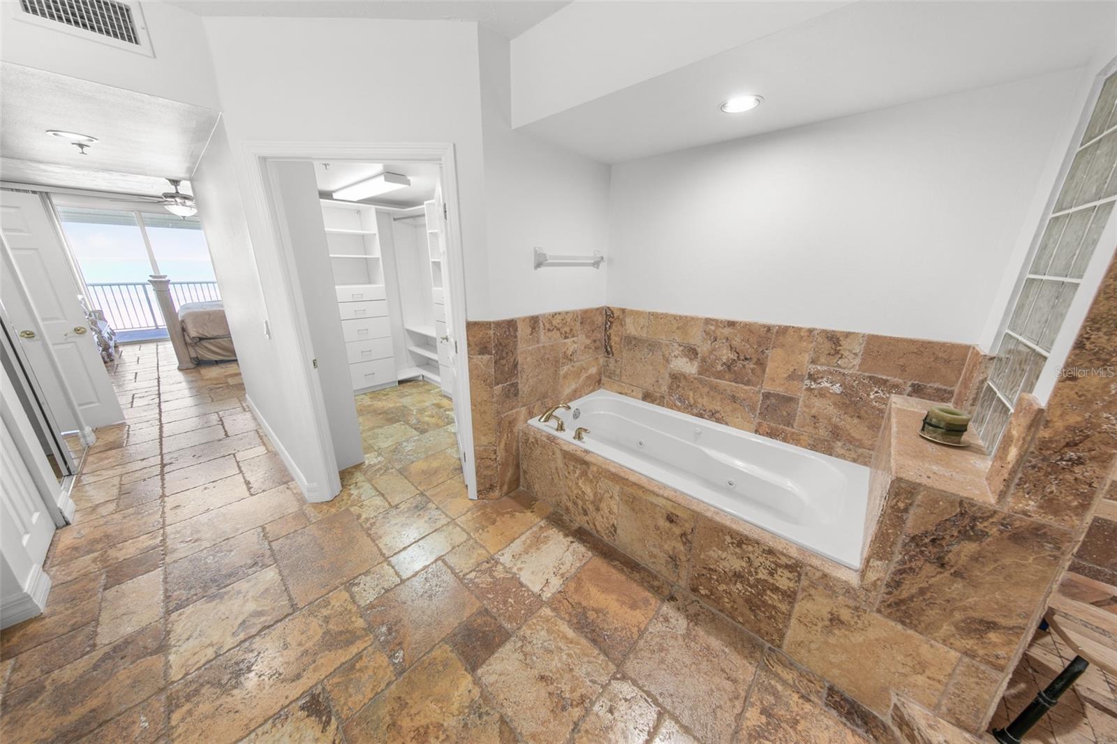 4767 S Atlantic Ave #402 Property Photo 29