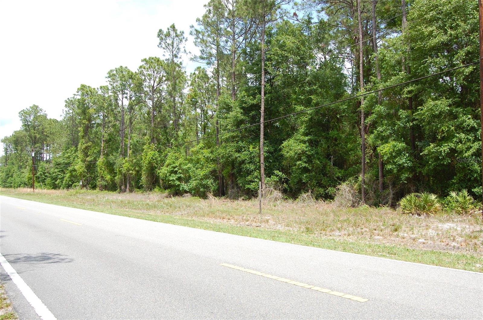 859 W RIVER RD Property Photo 1