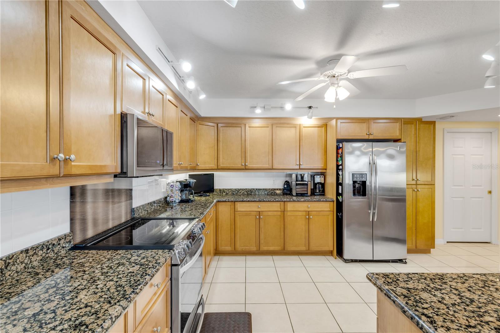 5300 S Atlantic Ave #8-601 Property Photo 18