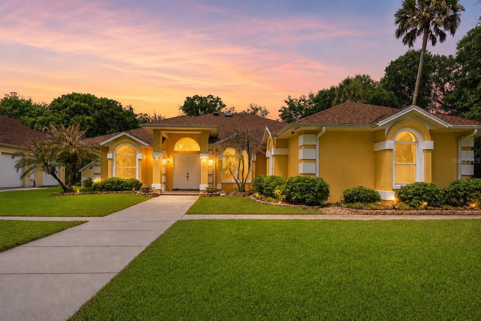 1711 Hideaway Forest Trl Property Photo 1