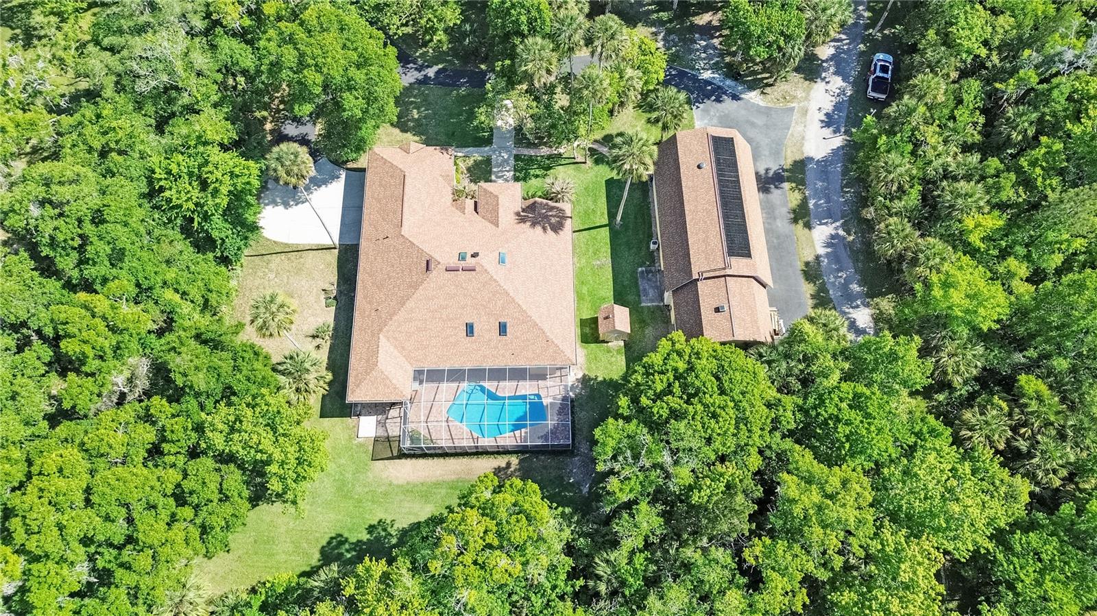 1711 Hideaway Forest Trl Property Photo 4