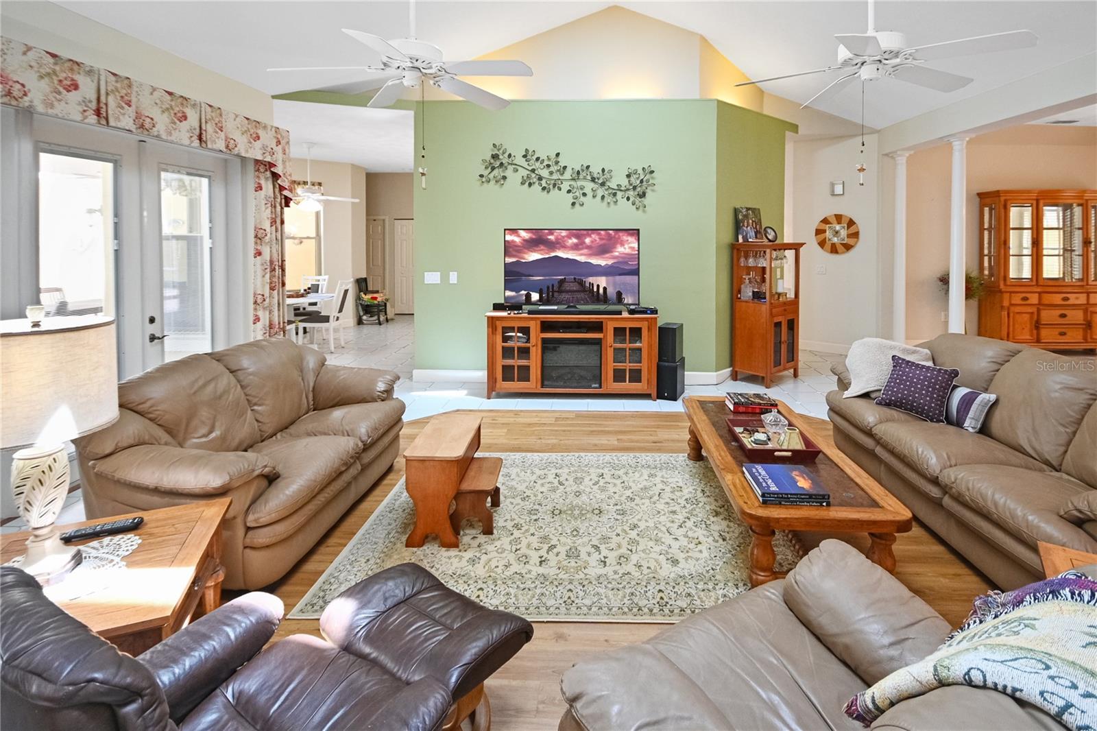 1711 Hideaway Forest Trl Property Photo 15