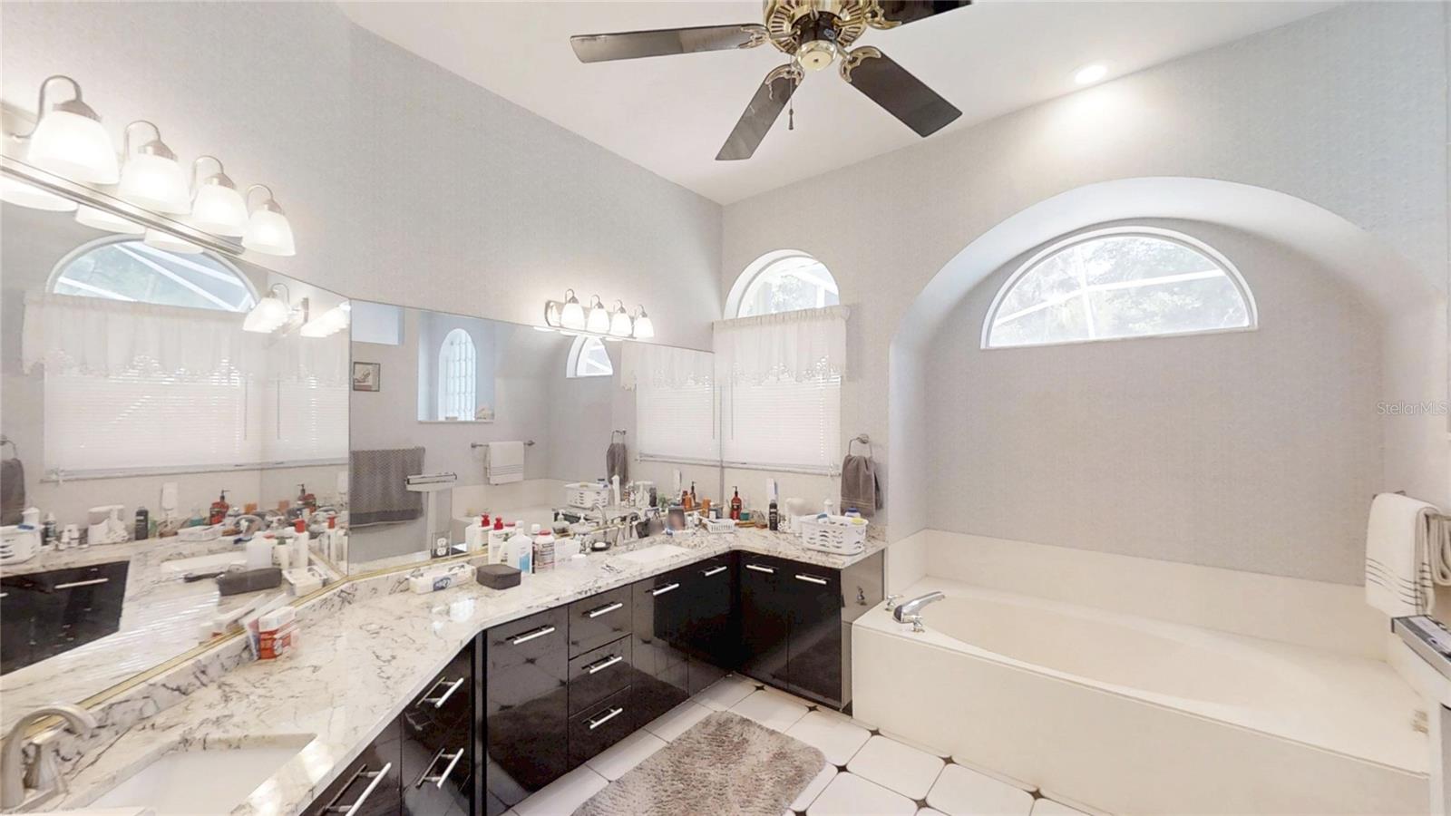 1711 Hideaway Forest Trl Property Photo 30