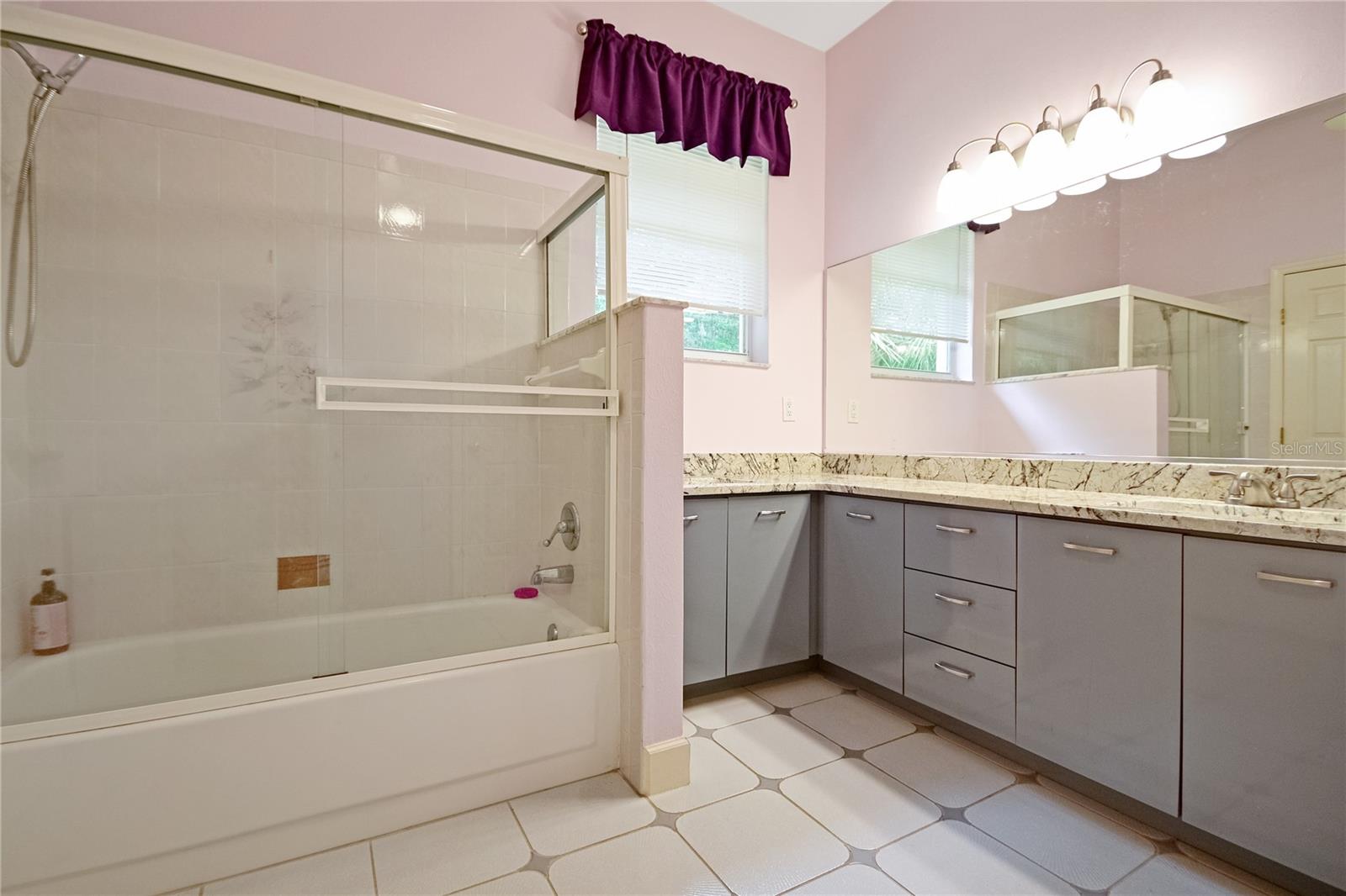 1711 Hideaway Forest Trl Property Photo 34