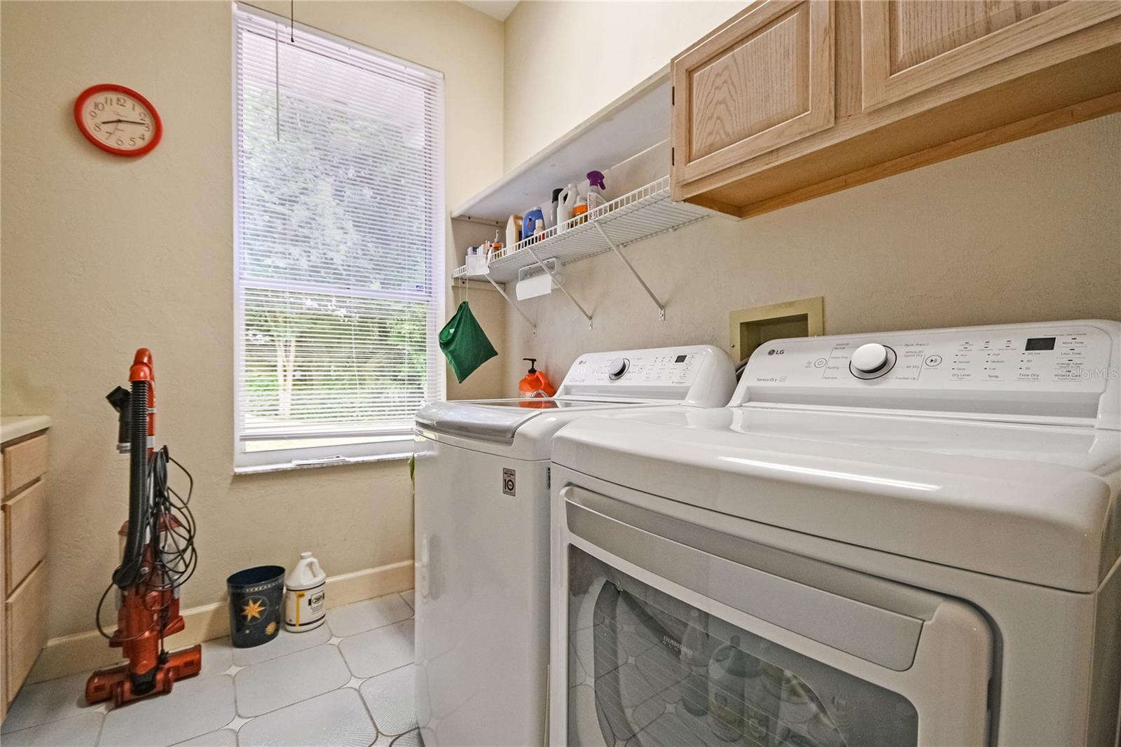 1711 Hideaway Forest Trl Property Photo 39