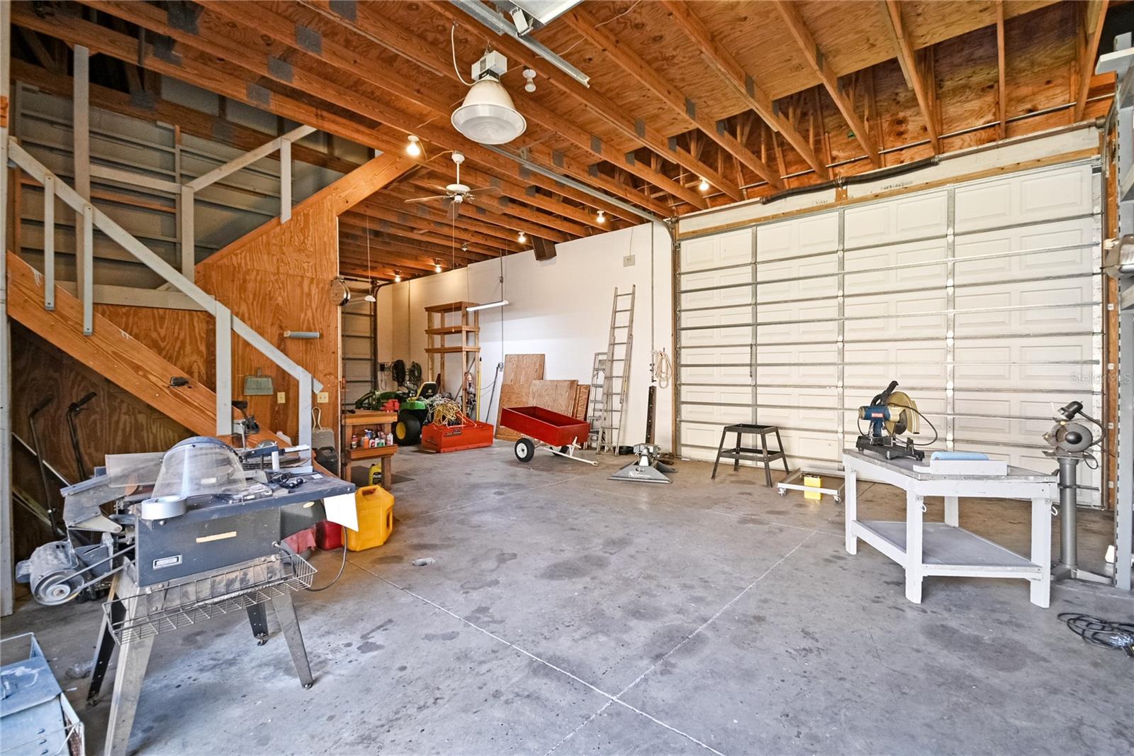 1711 Hideaway Forest Trl Property Photo 61