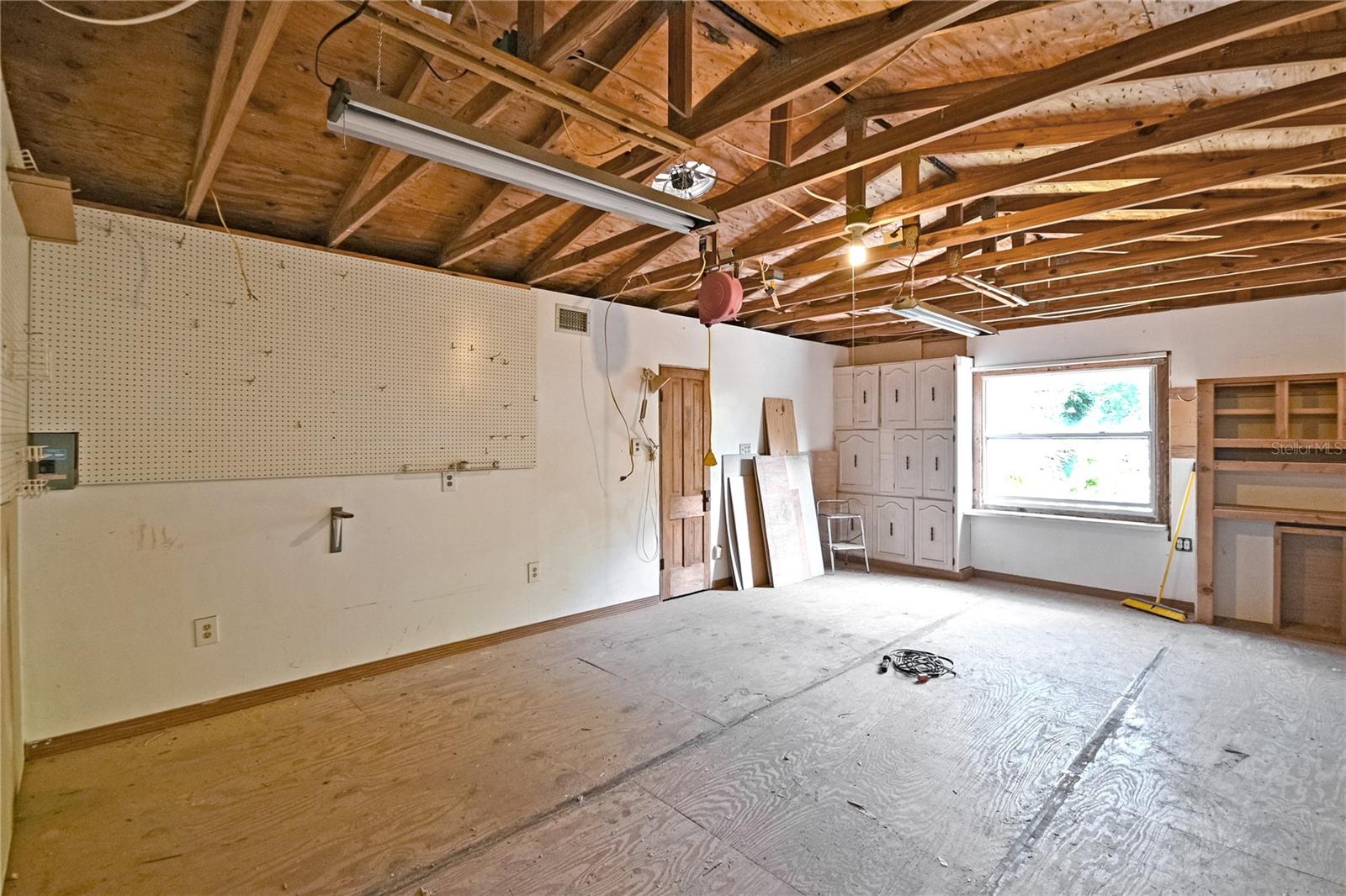 1711 Hideaway Forest Trl Property Photo 63