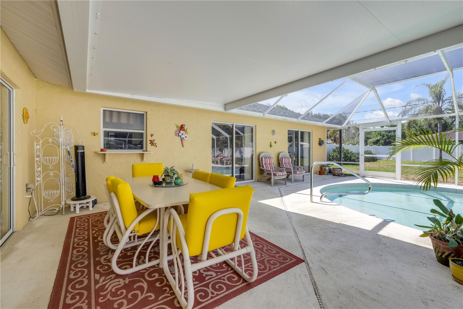1529 Sabal Palm Dr Property Photo 31