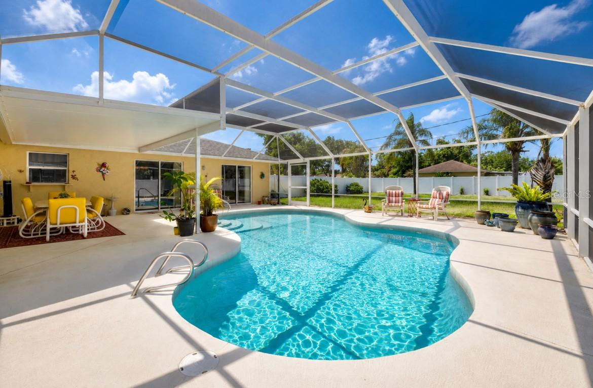1529 Sabal Palm Dr Property Photo 33