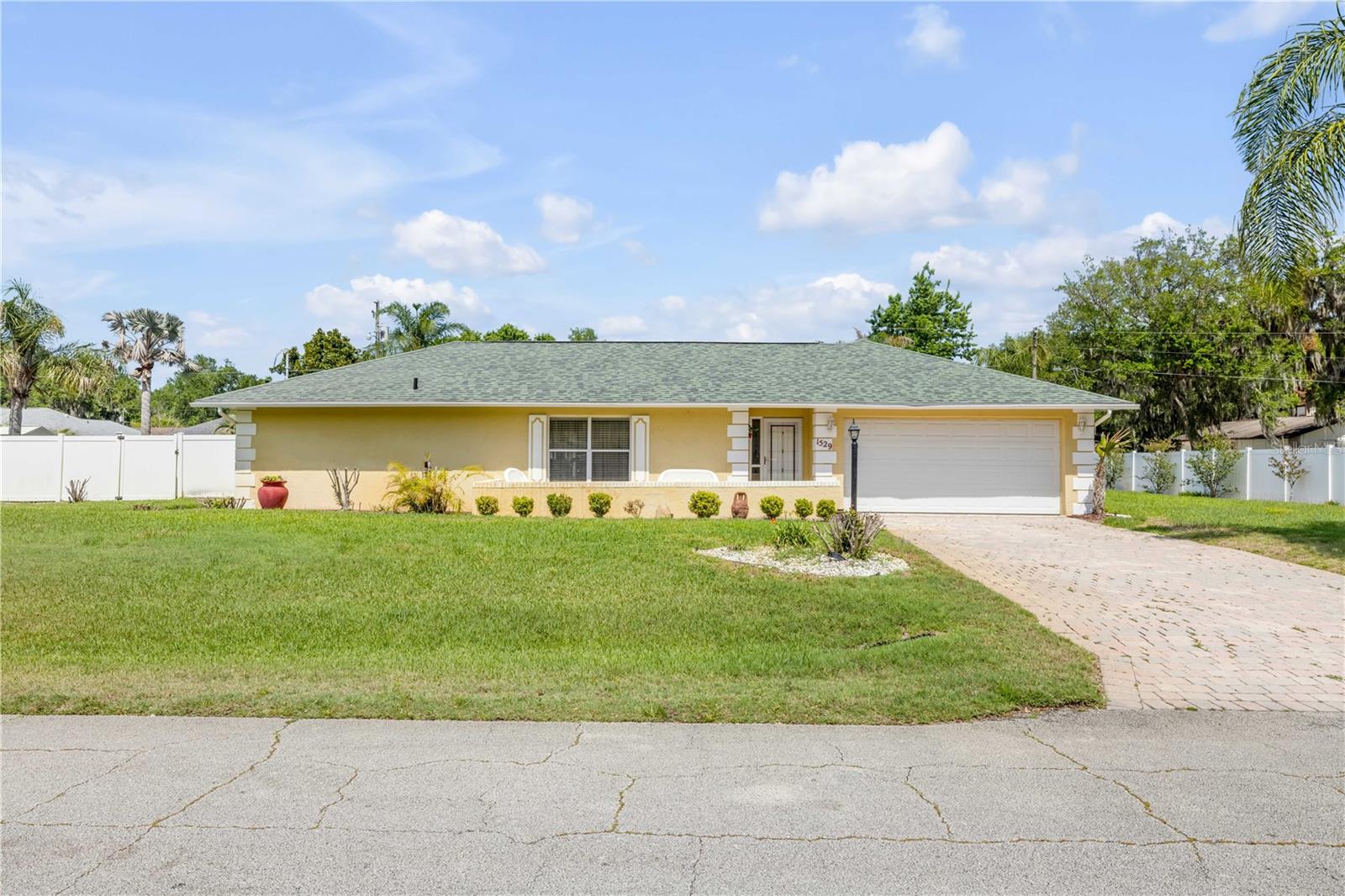 1529 Sabal Palm Dr Property Photo 38
