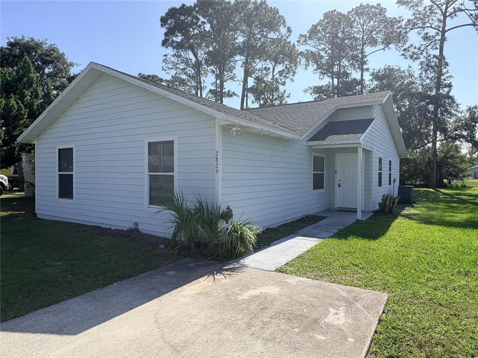 2829 NORDMAN AVE Property Photo 1
