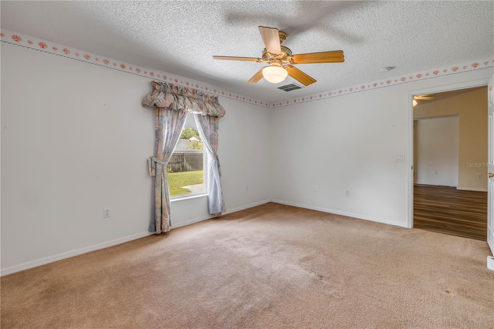 2226 Juniper Dr Property Photo 8