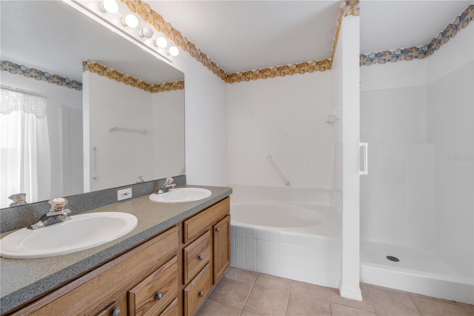 2226 Juniper Dr Property Photo 9