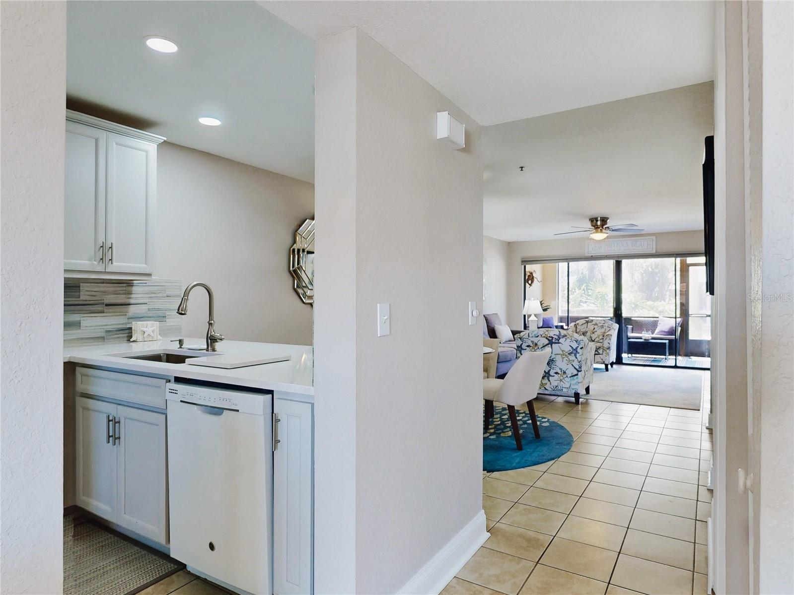 451 Bouchelle Dr #104 Property Photo 24