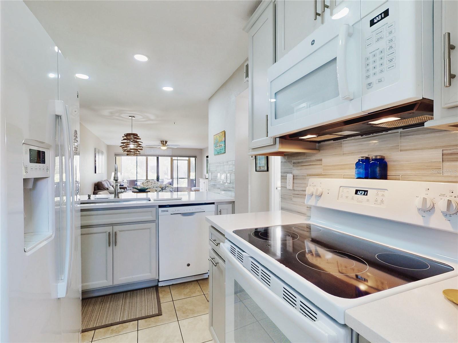 451 Bouchelle Dr #104 Property Photo 29