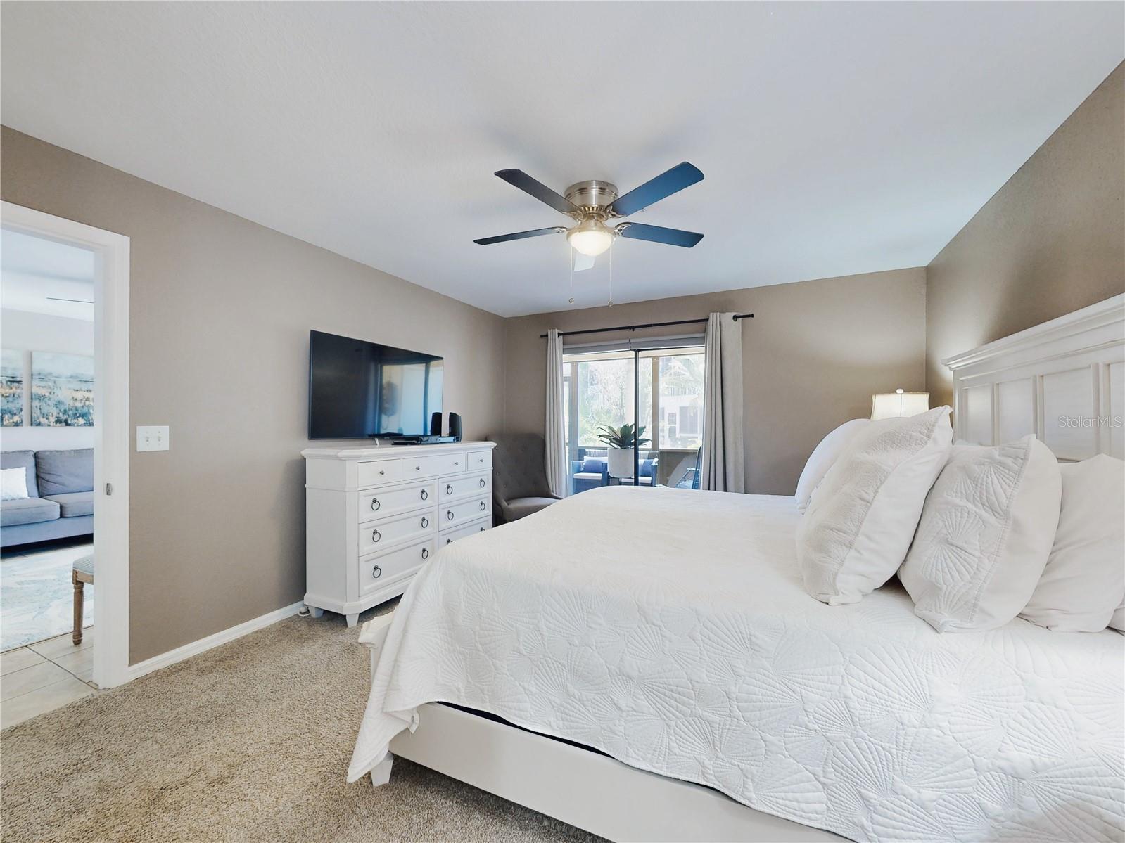 451 Bouchelle Dr #104 Property Photo 36