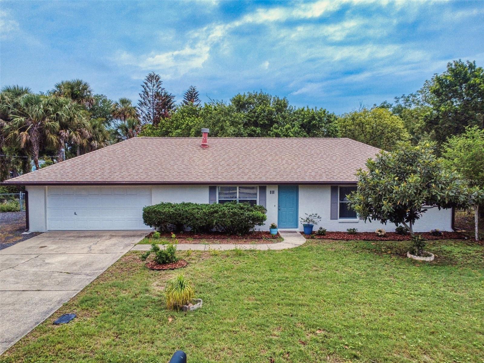 111 Valencia Dr Property Photo 1
