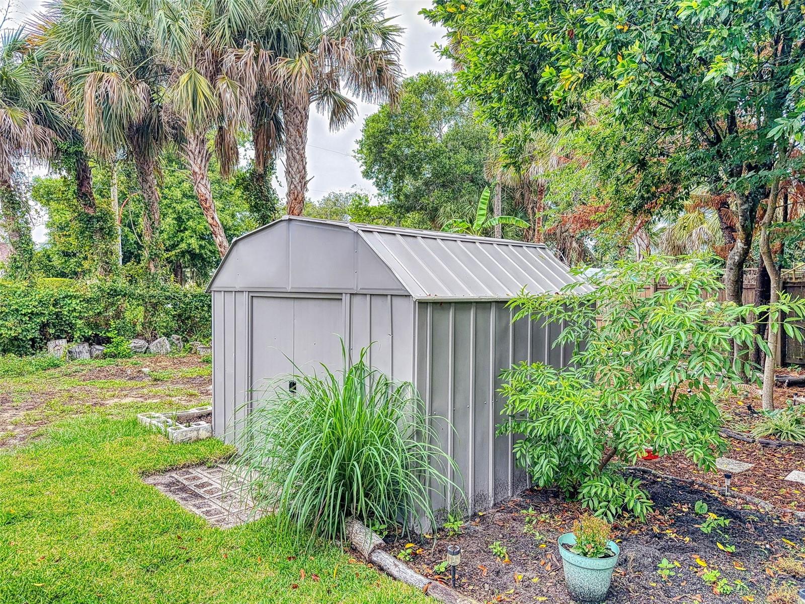 111 Valencia Dr Property Photo 46