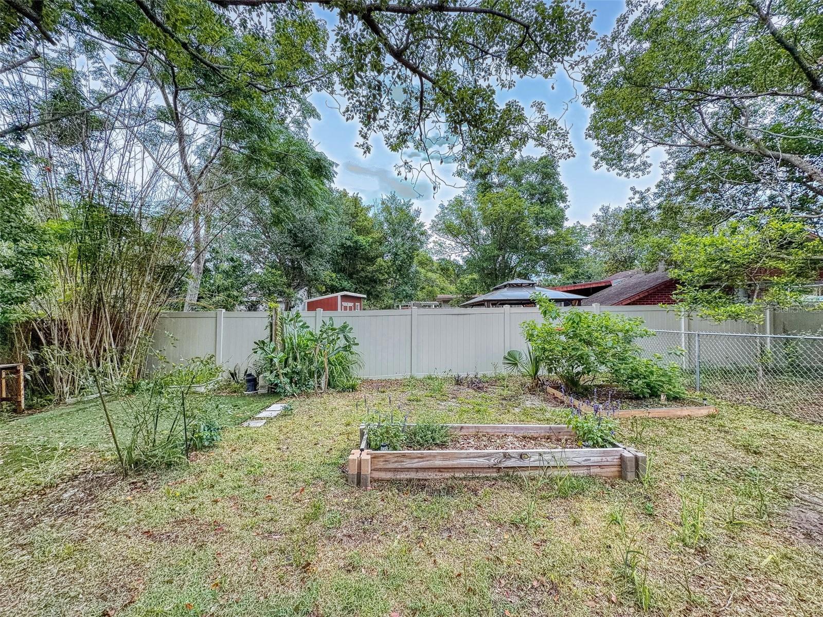 111 Valencia Dr Property Photo 52
