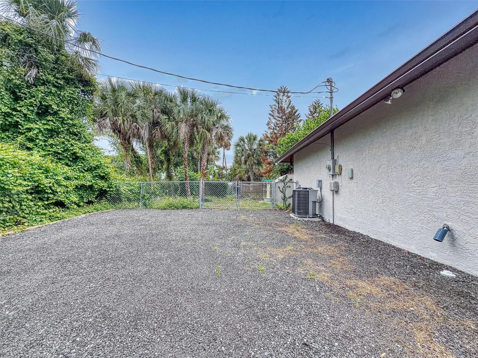 111 Valencia Dr Property Photo 54