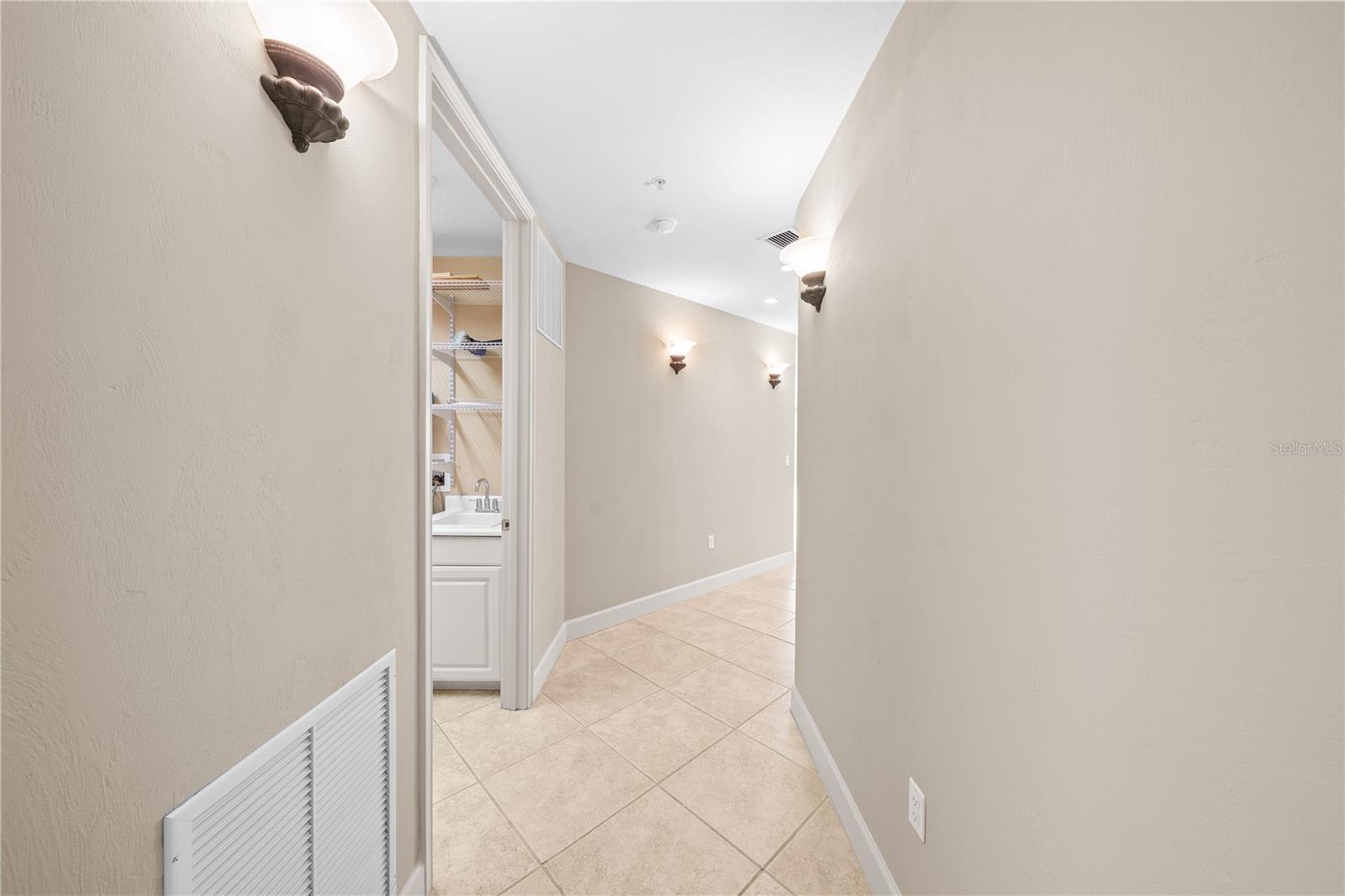 2855 S Atlantic Ave #201 Property Photo 25