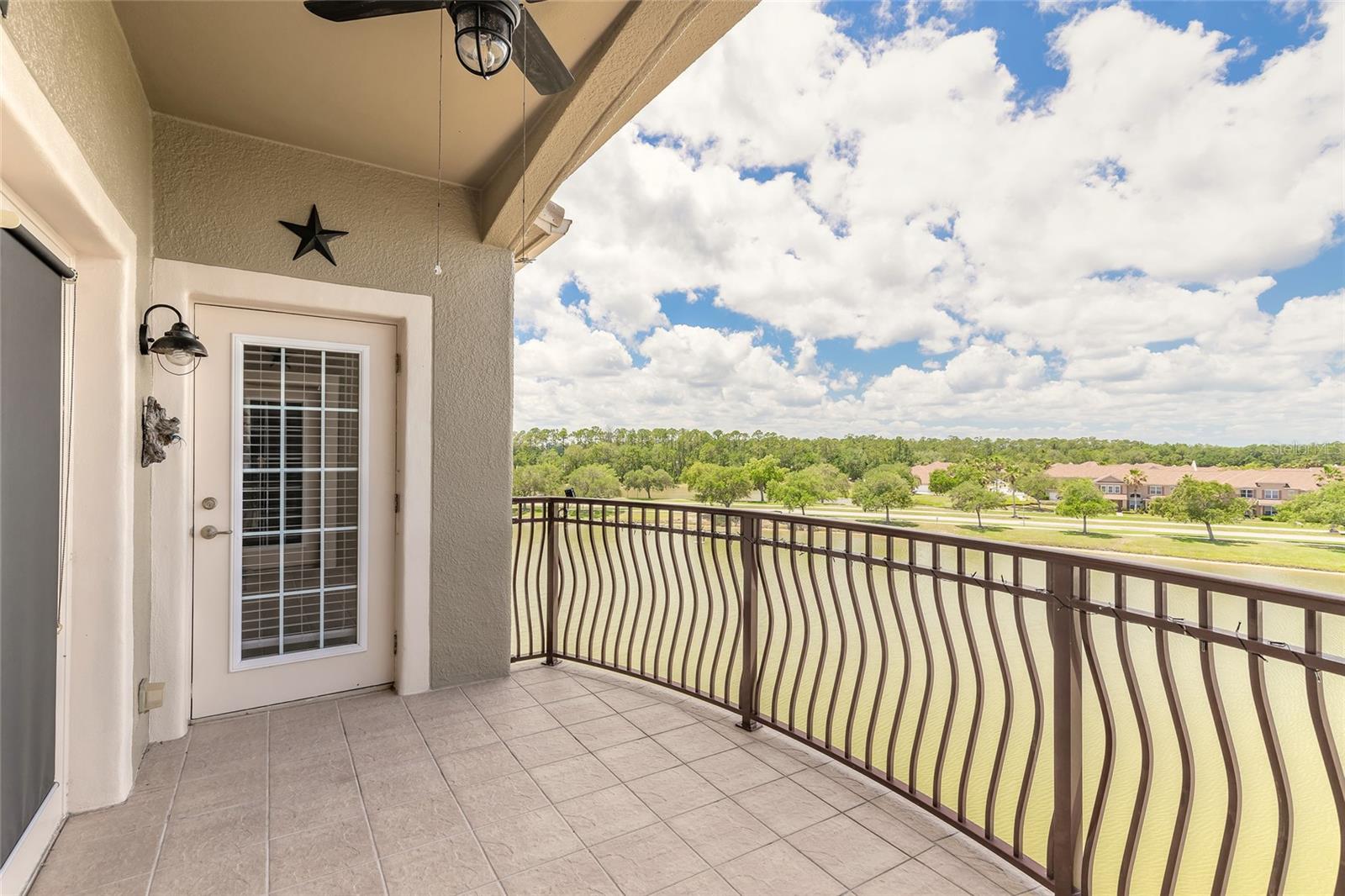 424 Luna Bella Ln #415 Property Photo 12