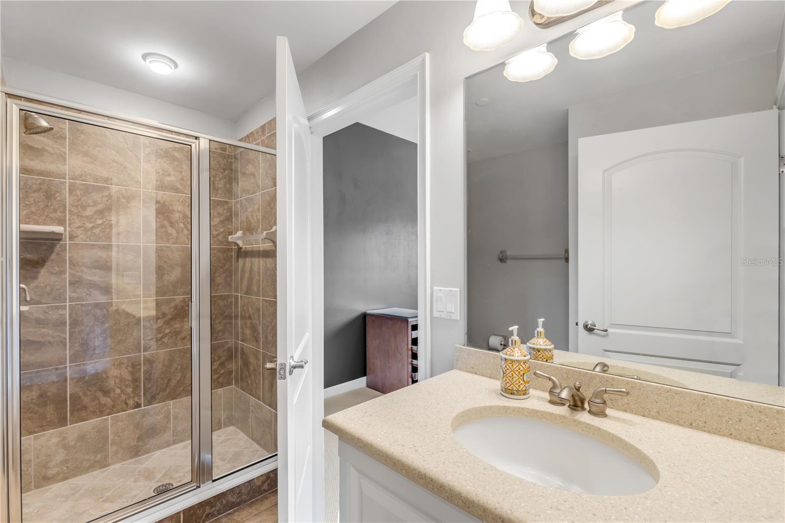 424 Luna Bella Ln #231 Property Photo 33