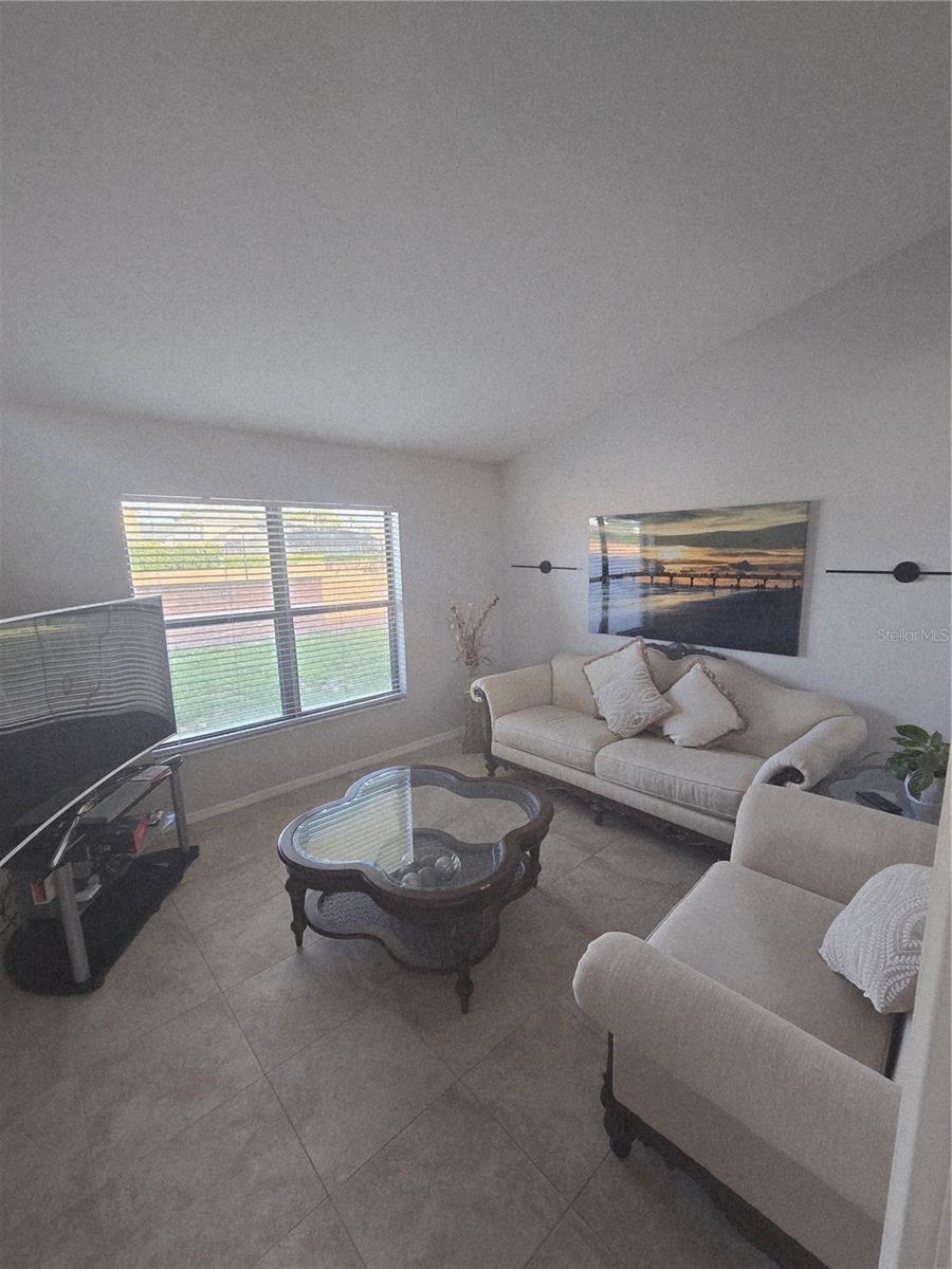 1651 River Birch Ave Property Photo 5