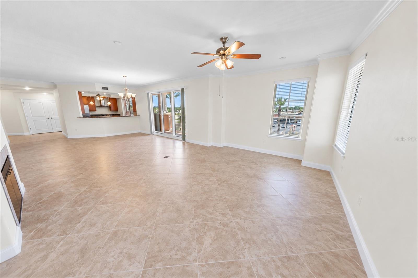 2515 S Atlantic Ave #301 Property Photo 15