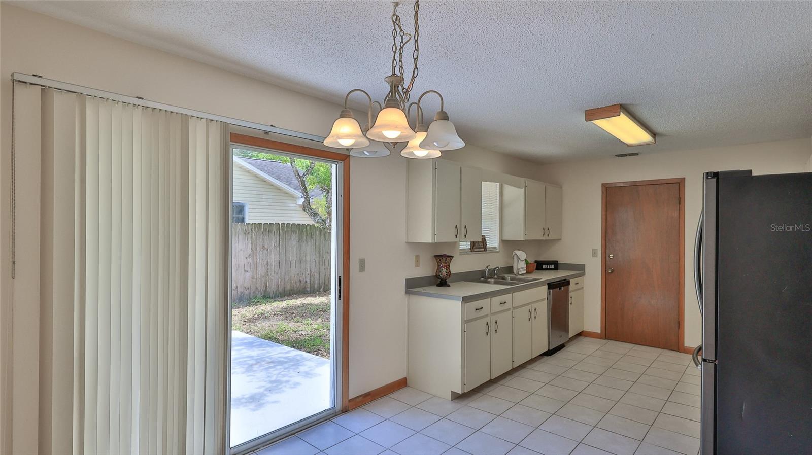3103 Juniper Dr Property Photo 8